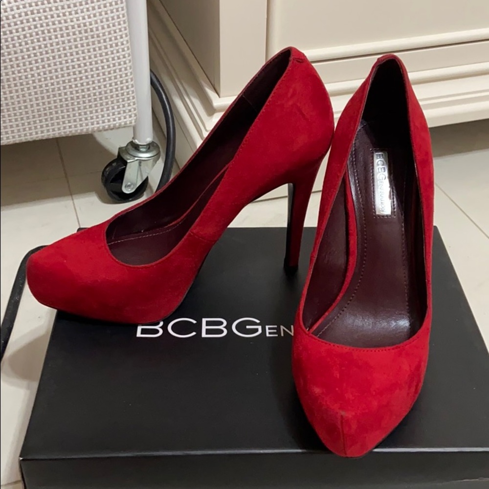BRAND NEW BCBG Red Suede Heels